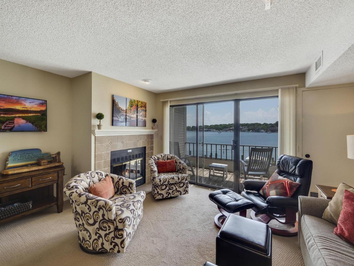 228 Edgewater Inn Charlevoix Eksteriør bilde